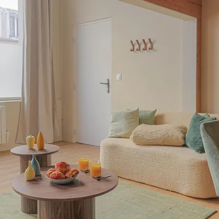 Jacuzzi & Cinema - Loft Design - Porte De Lyon Apartment *
