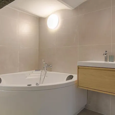 Jacuzzi & Cinema - Loft Design - Porte De Lyon Apartment *