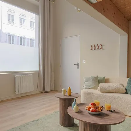 Apartment Jacuzzi & Cinema - Loft Design - Porte De Lyon *